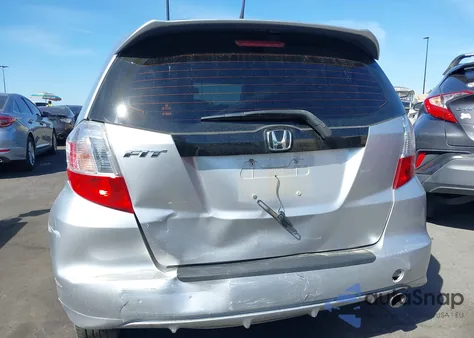 2013 Honda Fit Sport z USA, uszkodzony, nr VIN JHMGE8H52DC044339